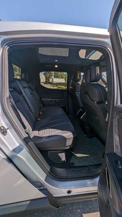 2022 Rivian R1T - 4,054 miles - $66,900