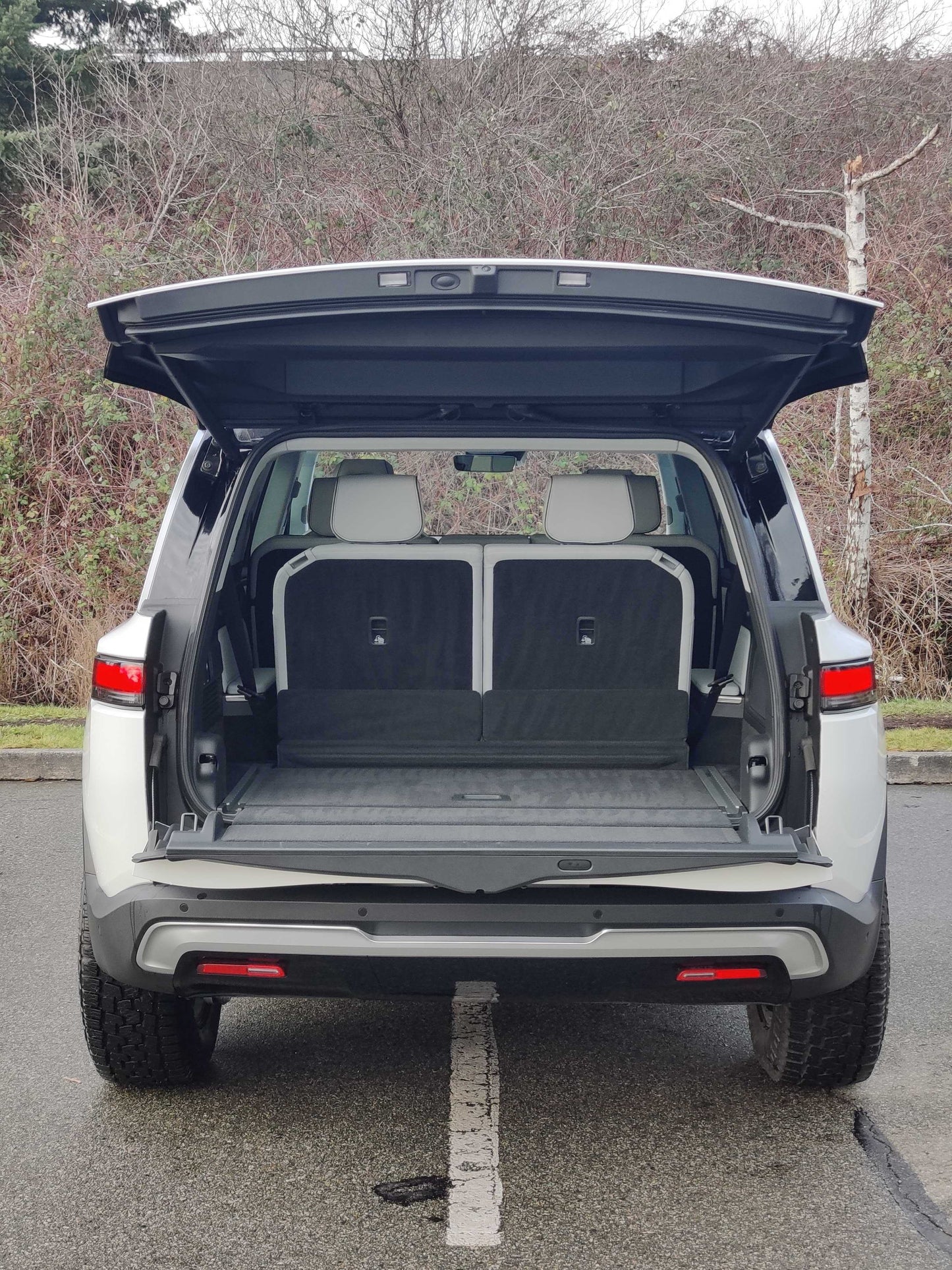 2023 Rivian R1S - 4,120 kilometers - $114,600 CAD