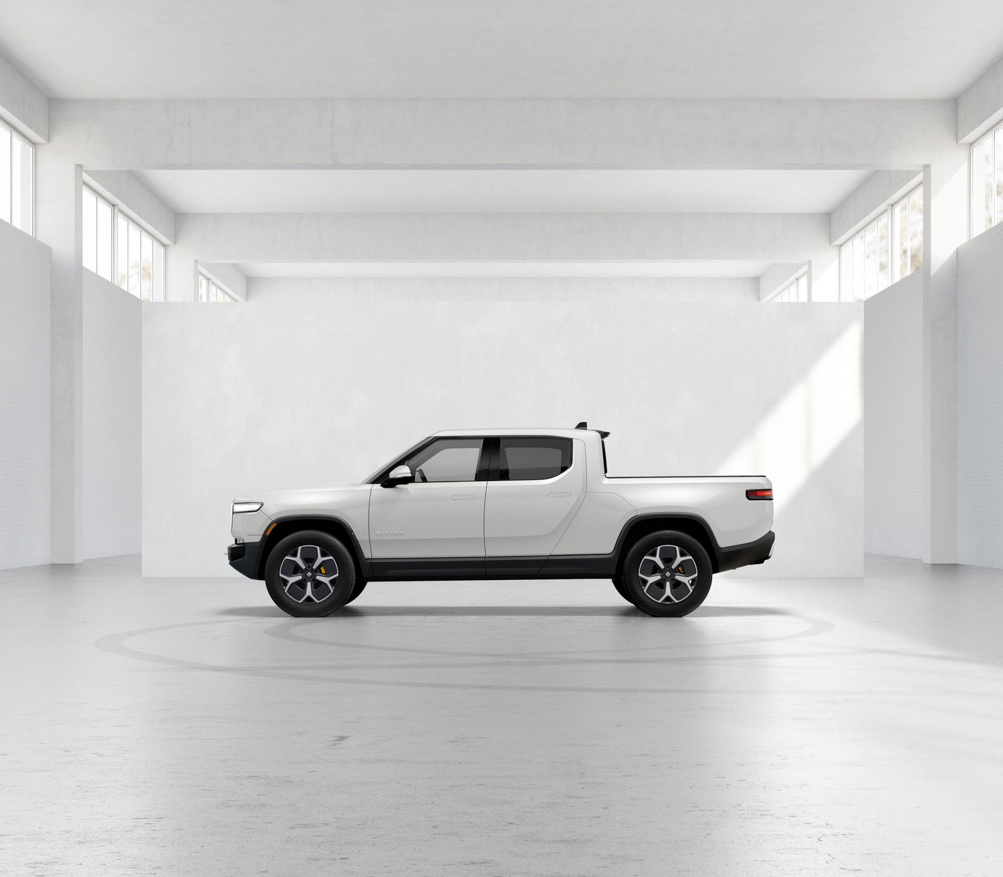 2022 Rivian R1T - 100 miles - $67,800