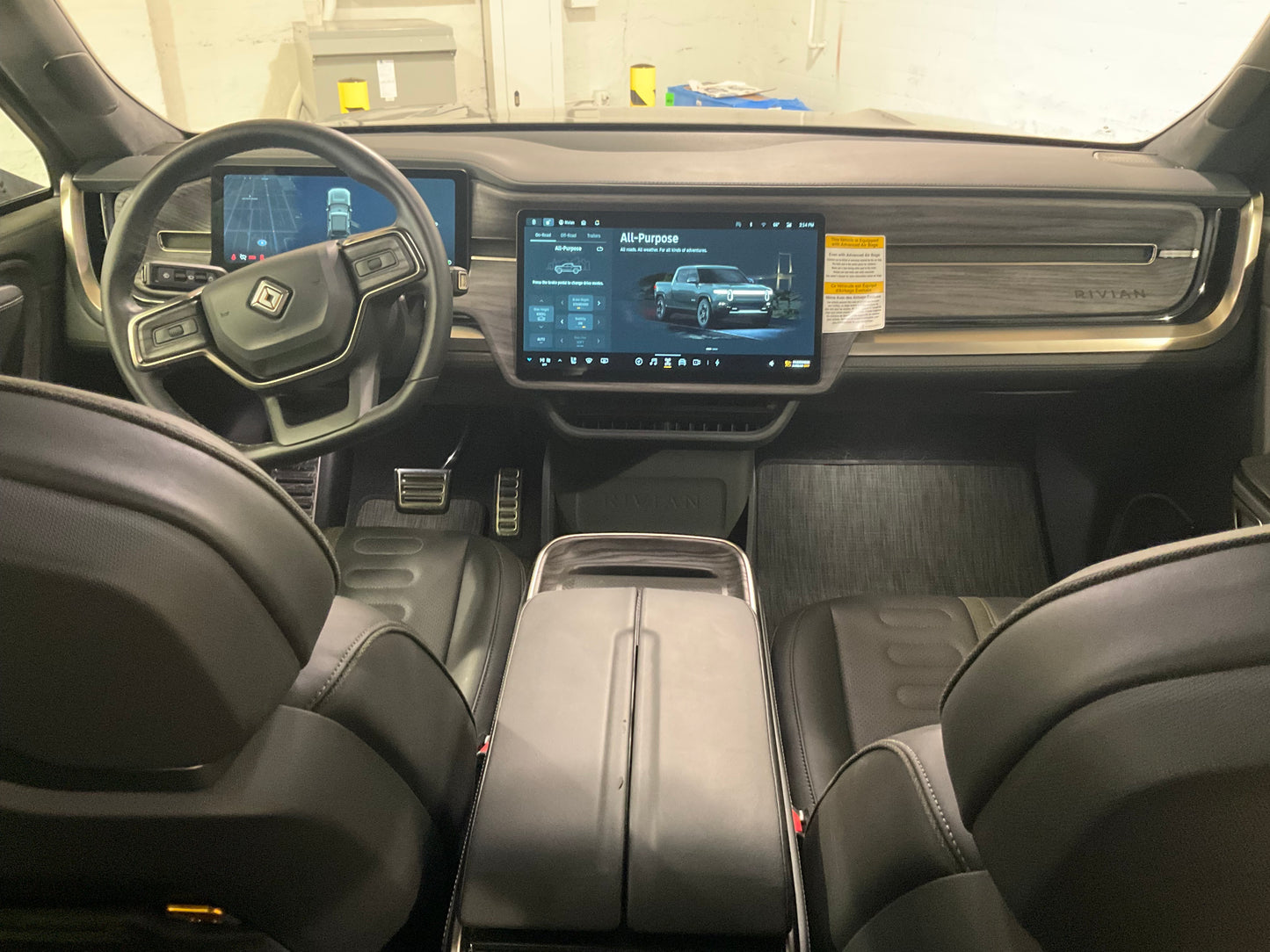 2022 Rivian R1T - 9,407 miles - $65,600