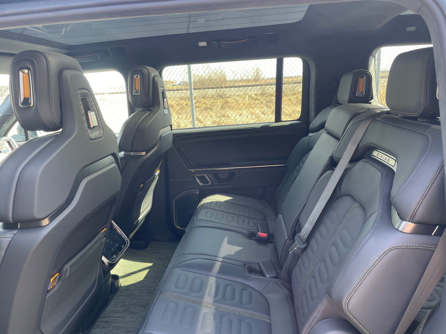 2022 Rivian R1S - 100 miles - $79,700