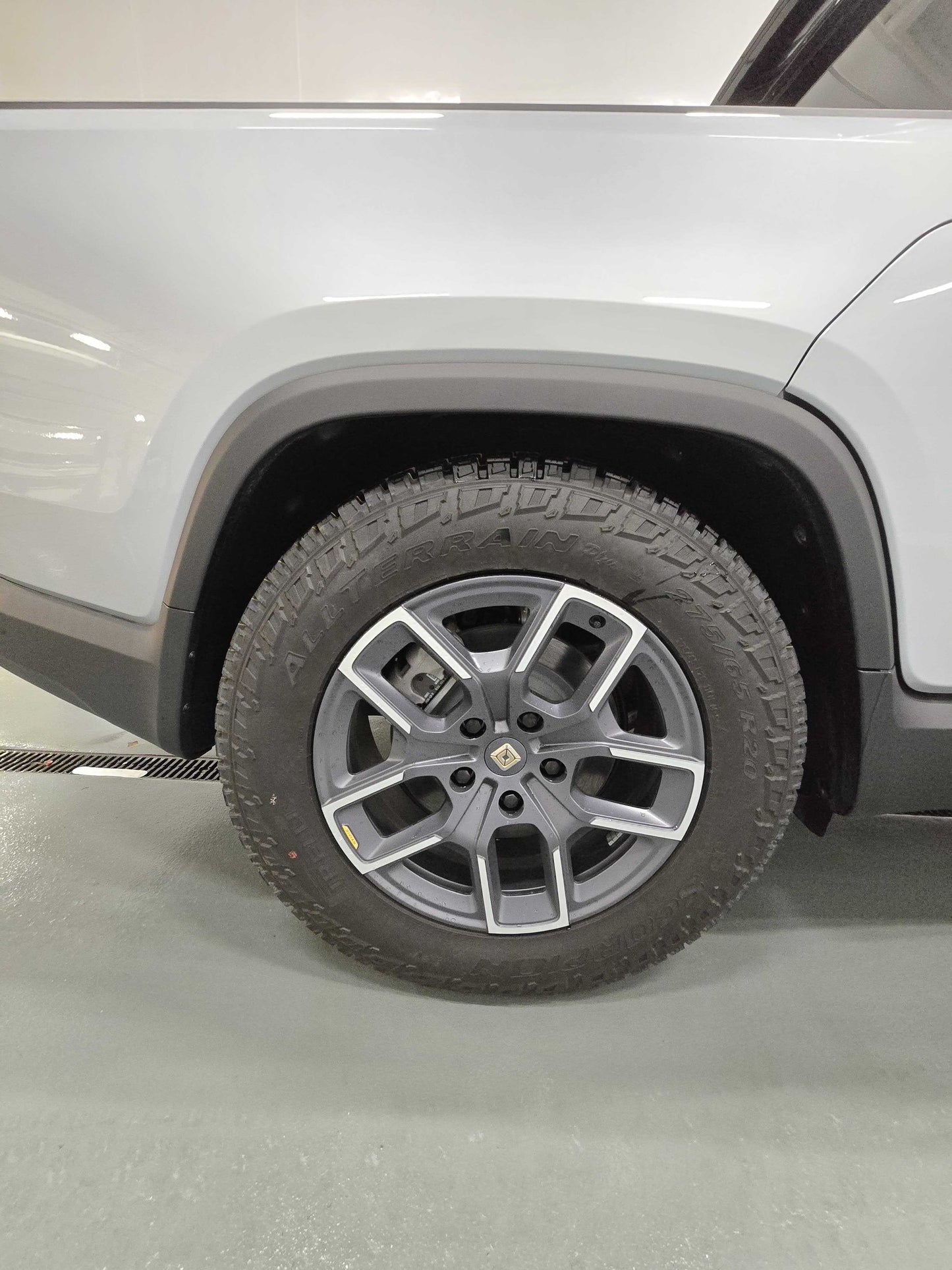 2023 Rivian R1T - 173 miles - $69,800