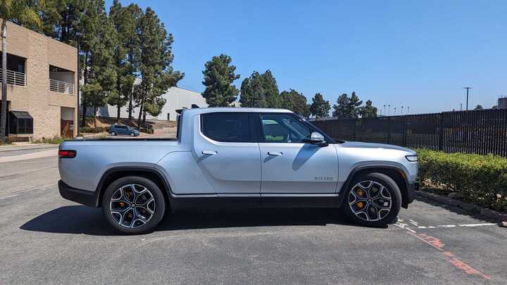 2022 Rivian R1T - 4,054 miles - $66,900