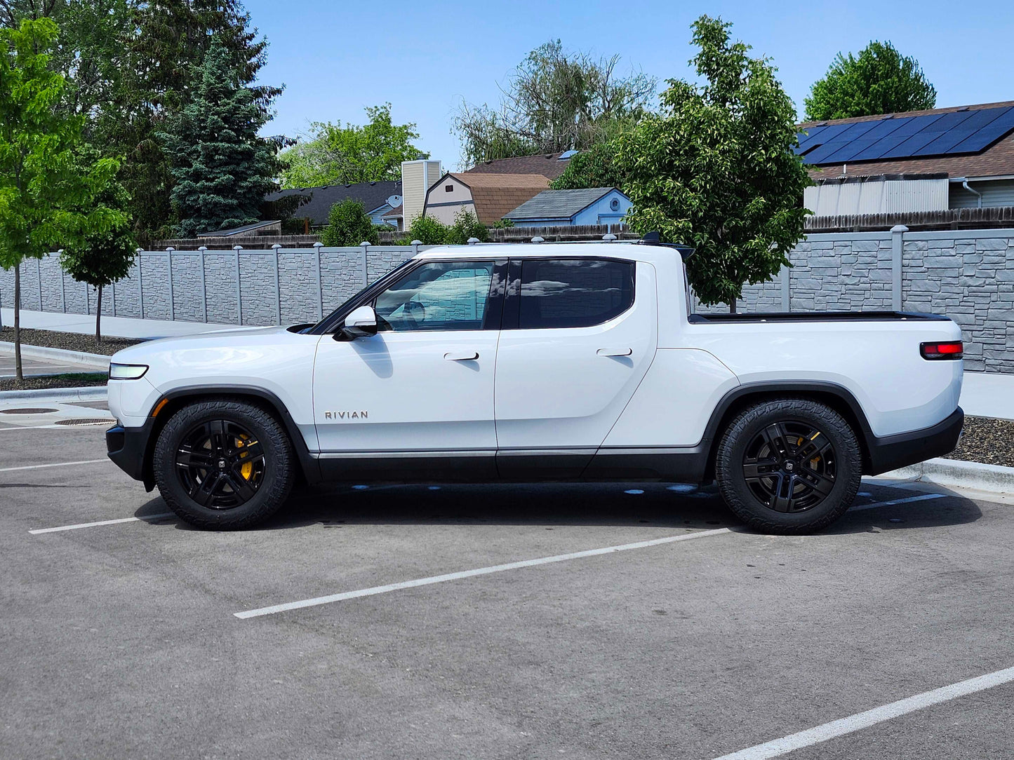 2023 Rivian R1T - 9,938 miles - $70,700