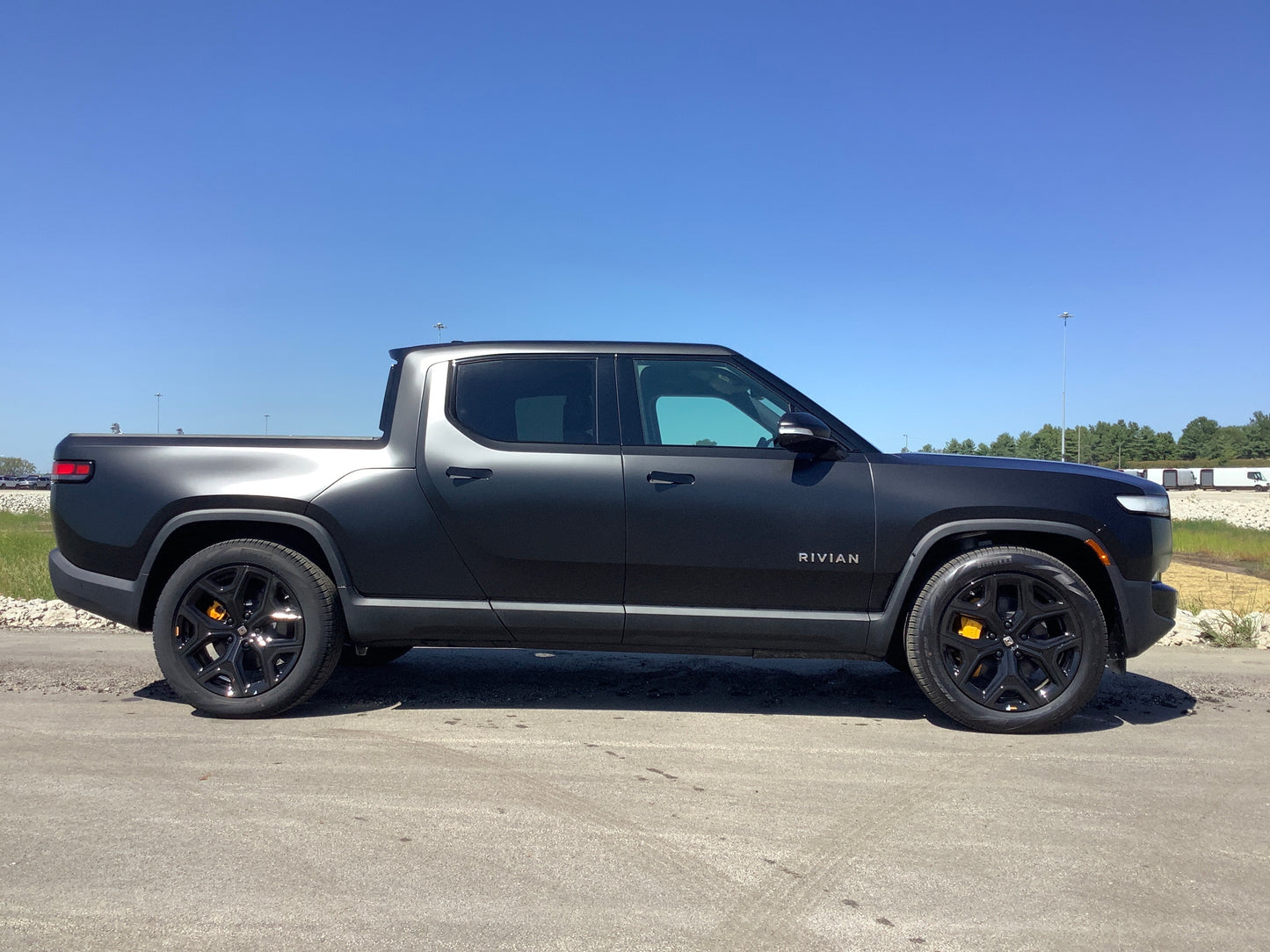 2022 Rivian R1T - 237 miles - $67,700