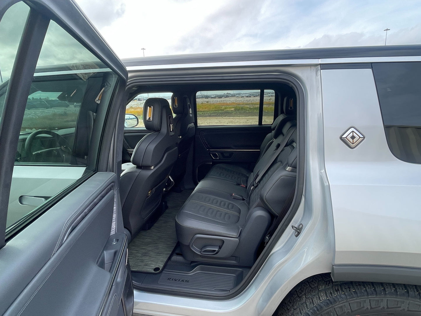 2022 Rivian R1S - 237 miles - $79,700