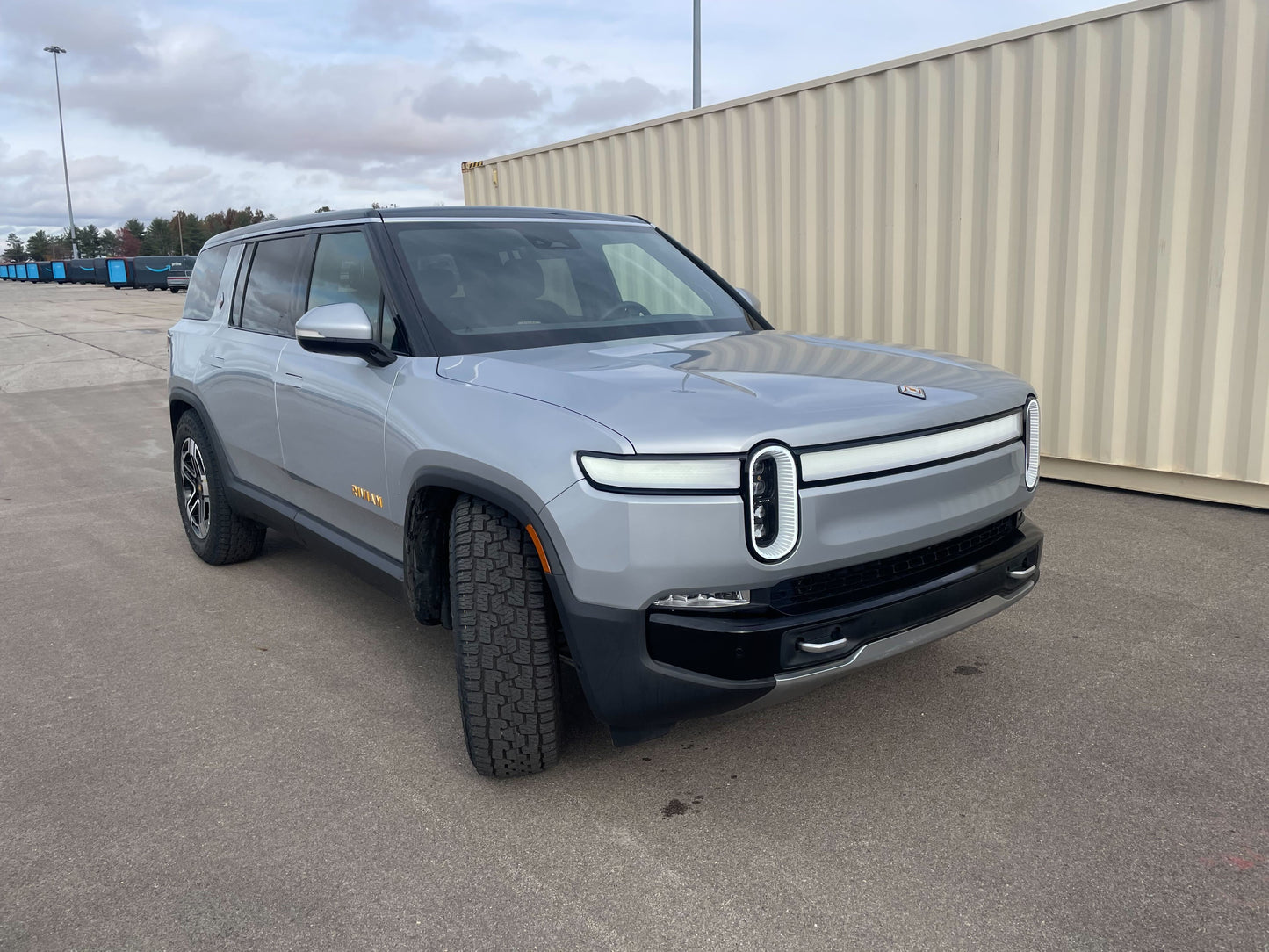 2022 Rivian R1S - 237 miles - $79,700