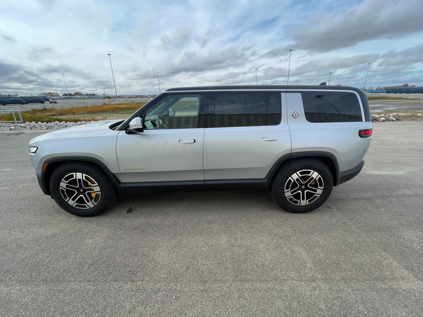 2022 Rivian R1S - 237 miles - $79,700