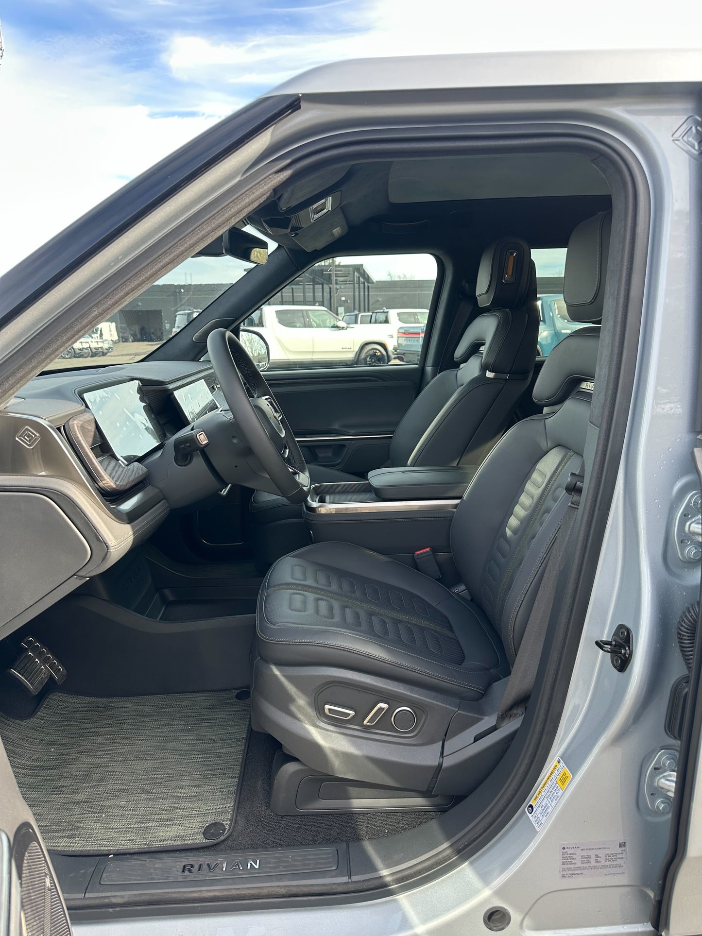 2023 Rivian R1T - 139 miles - $67,000