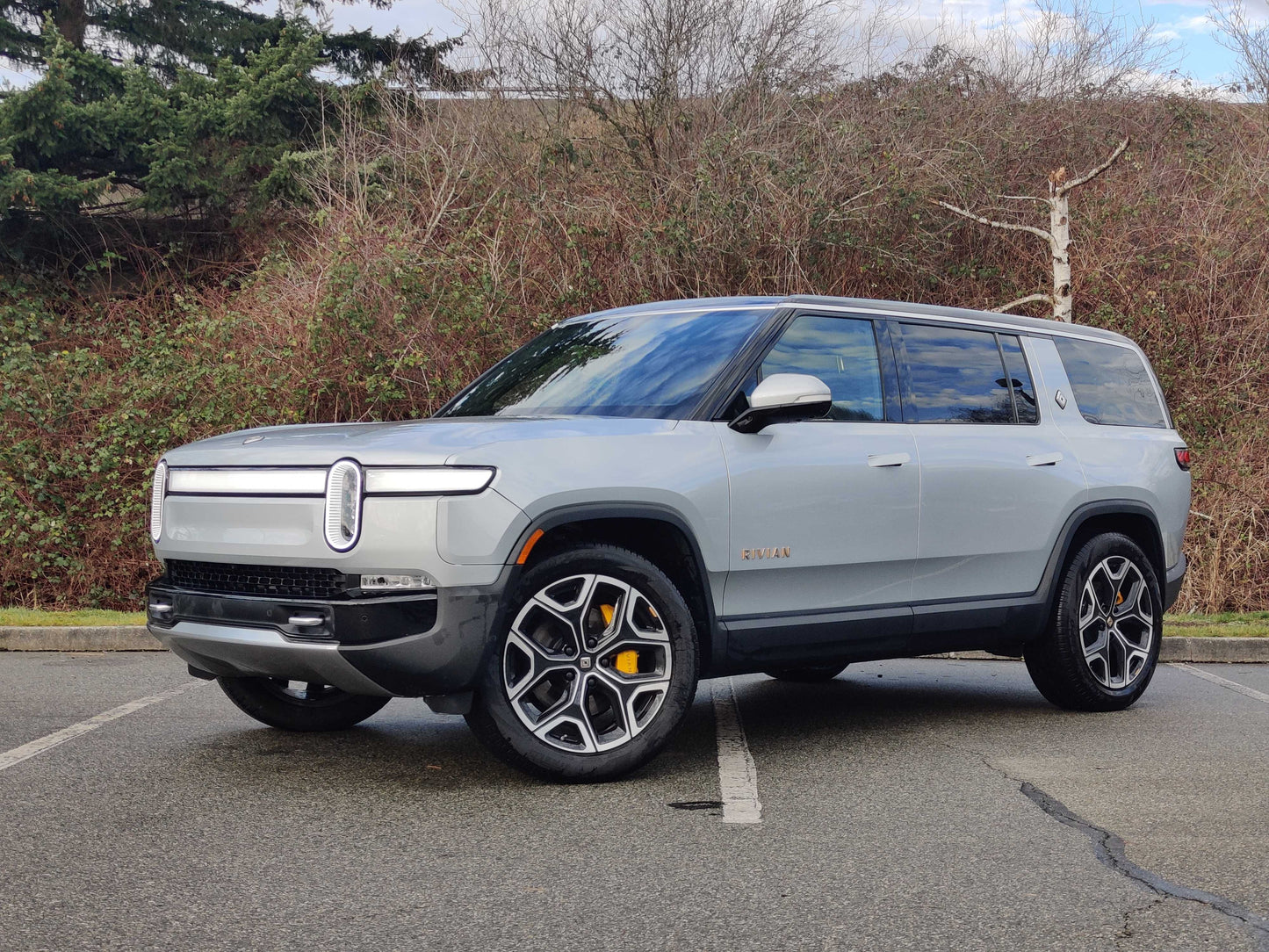 2023 Rivian R1S - 12,638 kilometers - $106,500 CAD