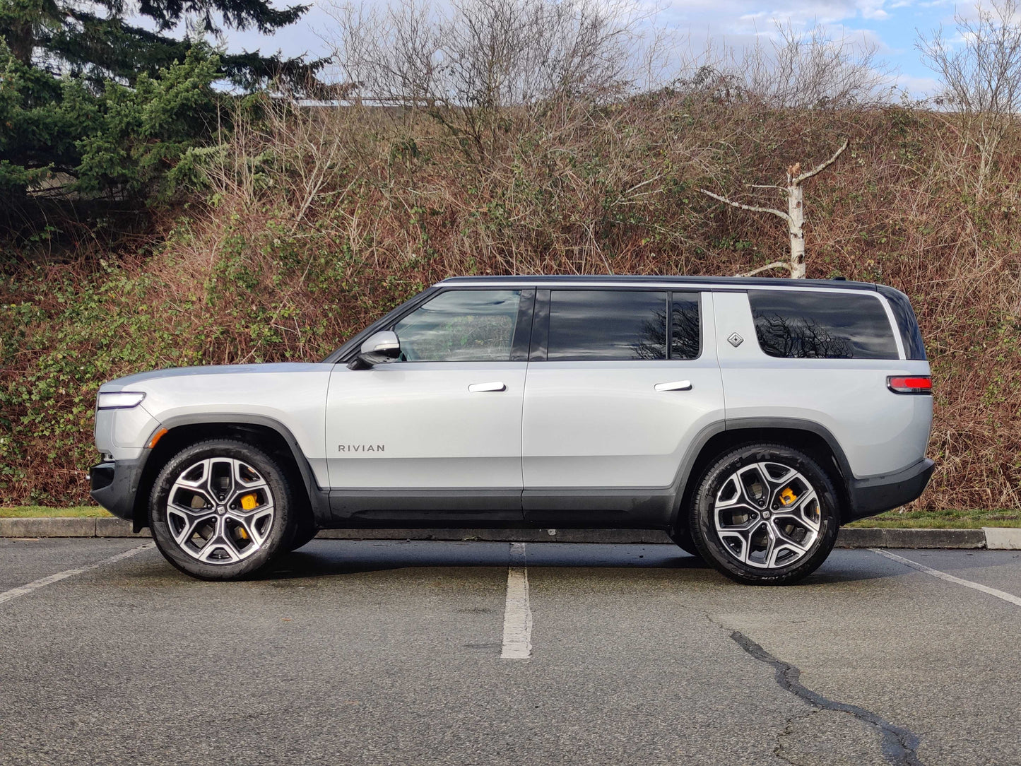 2023 Rivian R1S - 12,638 kilometers - $106,500 CAD