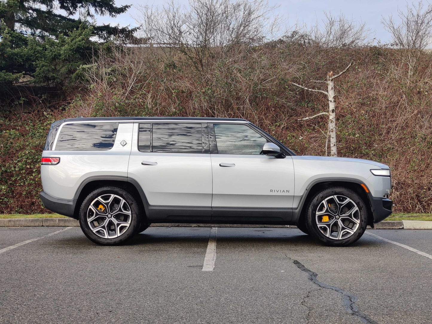 2023 Rivian R1S - 12,638 kilometers - $106,500 CAD