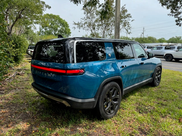 2022 Rivian R1S - 7,803 miles - $77,200