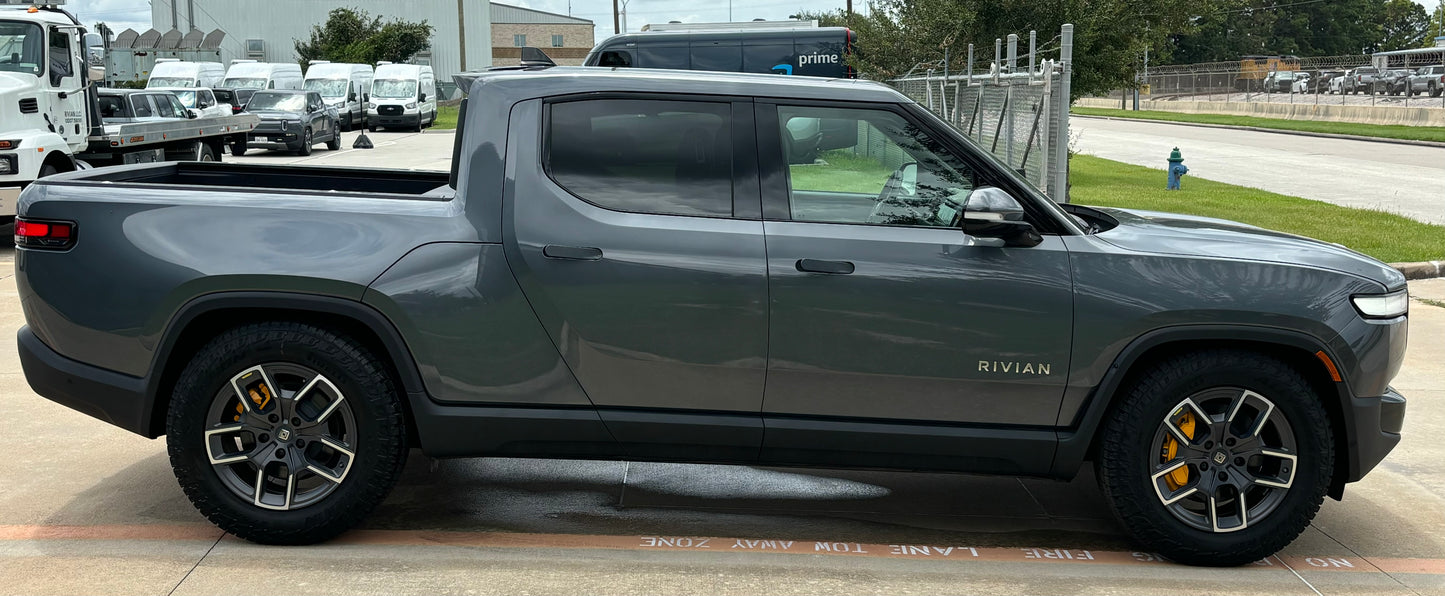 2022 Rivian R1T - 209 miles - $67,700