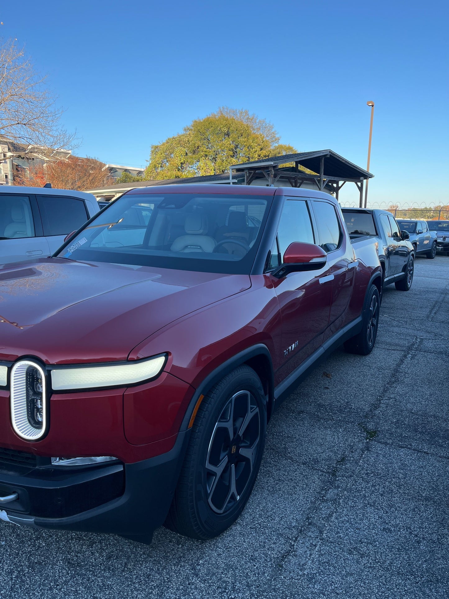 2023 Rivian R1T - 136 miles - $75,200