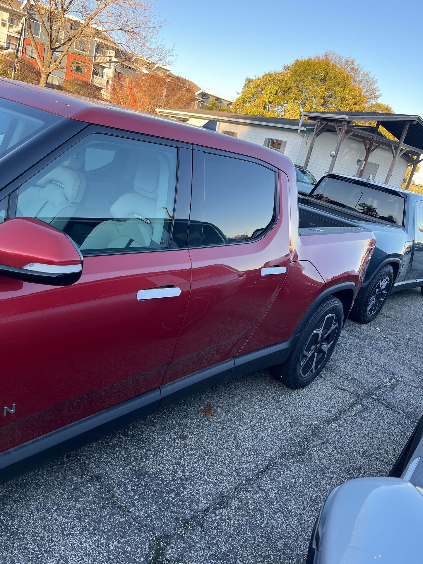 2023 Rivian R1T - 136 miles - $75,200