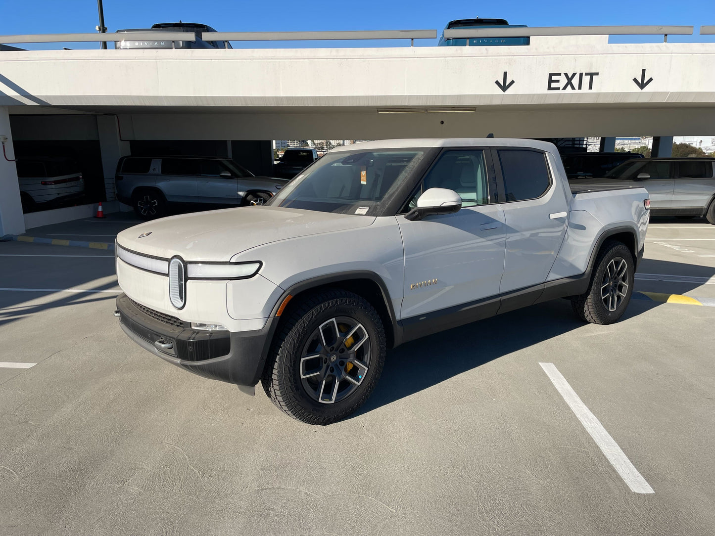 2023 Rivian R1T - 161 miles - $74,200