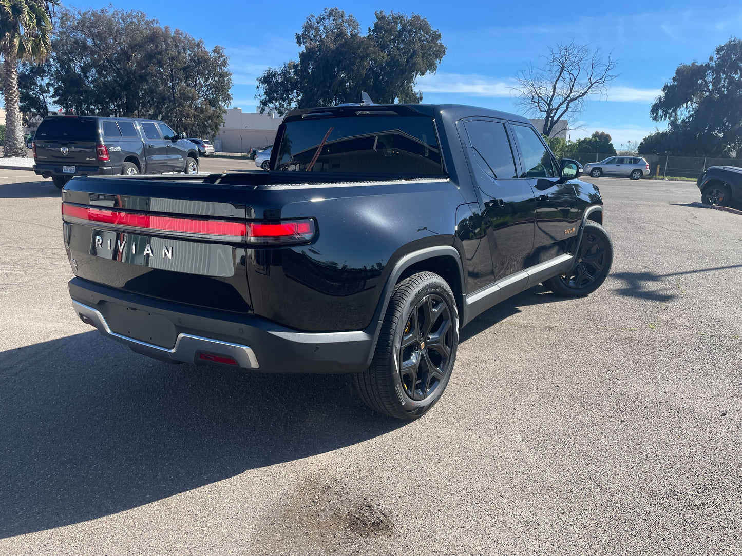 2022 Rivian R1T - 100 miles - $73,750