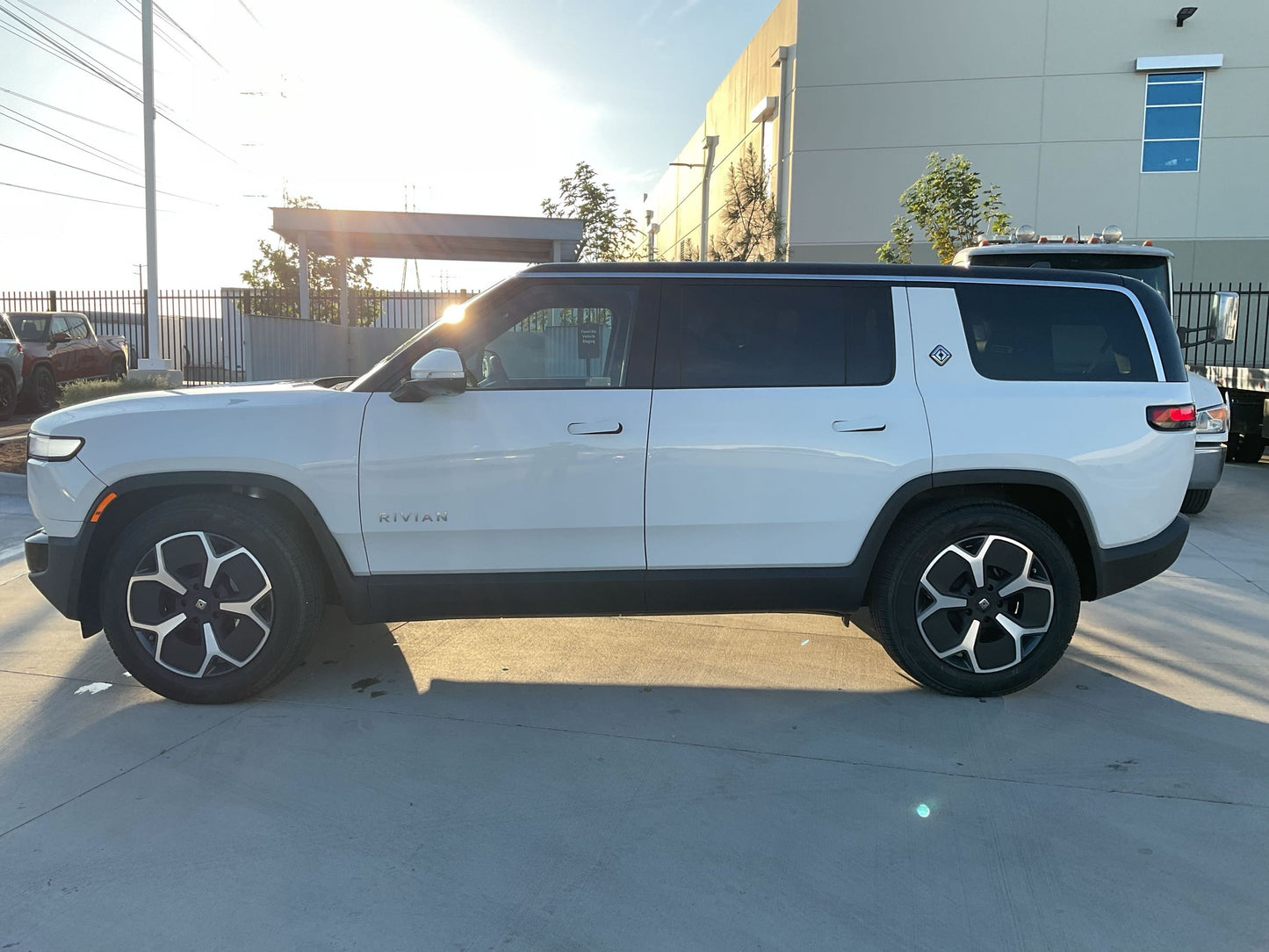 2023 Rivian R1S - 198 miles - $74,700