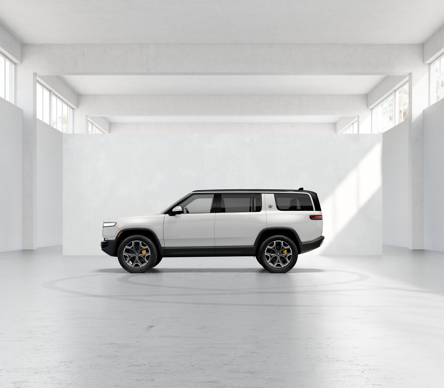 2024 Rivian R1S - 3,699 miles - $83,100
