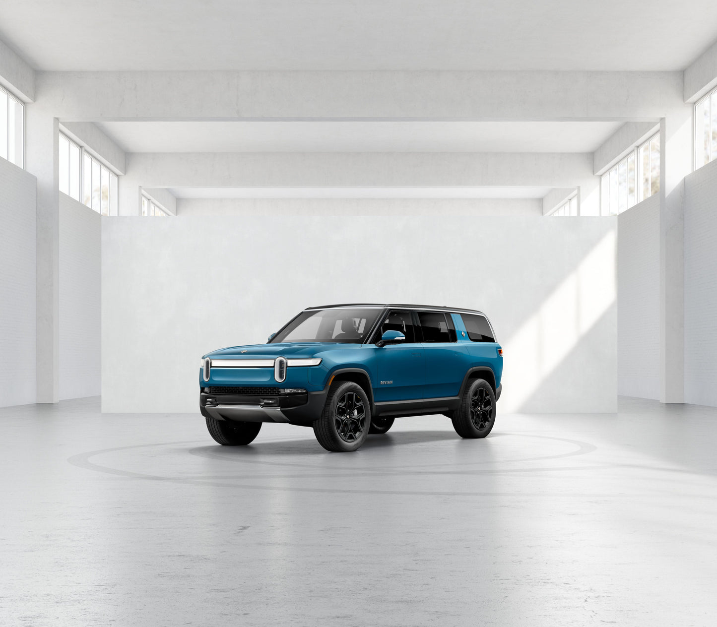 2022 Rivian R1S - 7,803 miles - $77,200