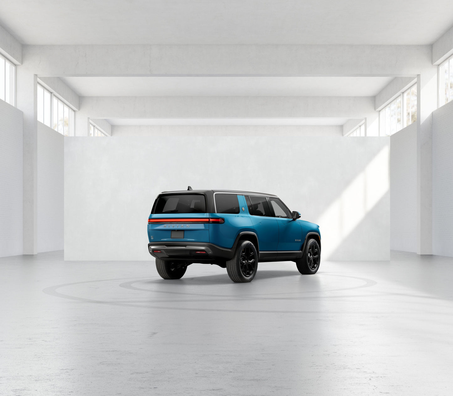 2022 Rivian R1S - 7,803 miles - $77,200