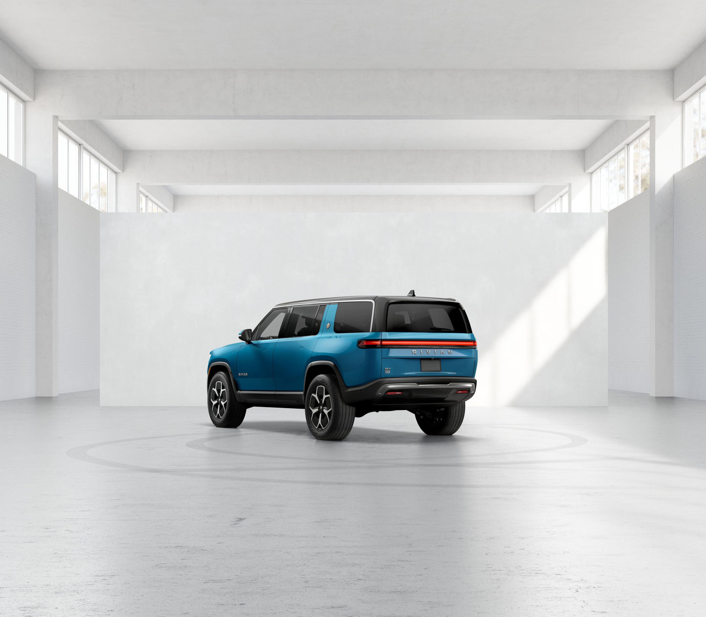 2024 Rivian R1S - 239 kilometers - $130,300 CAD